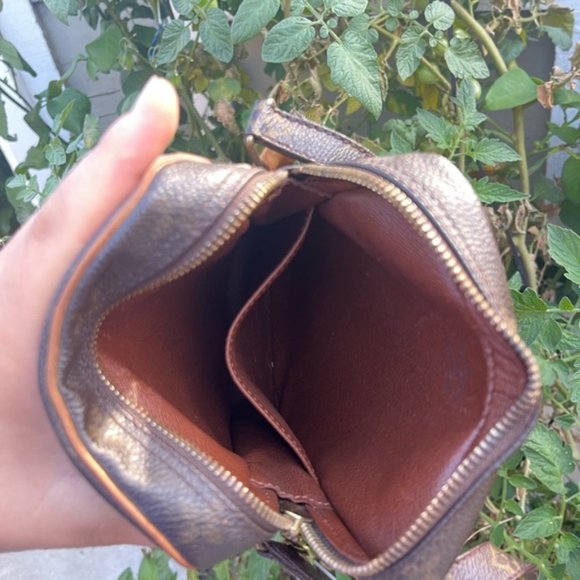 Louis Vuitton danube pm crossbody bag - Picture 6 of 13